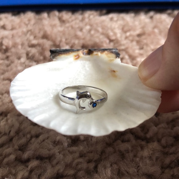 Silver Toe Ring with CZ Dolphin - Picture 3 of 5